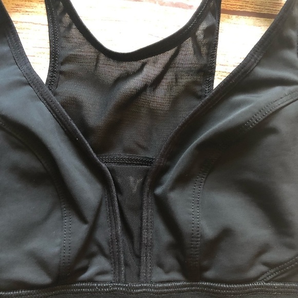 Human Performance Engineering Sports Bra - Picture 2 of 5